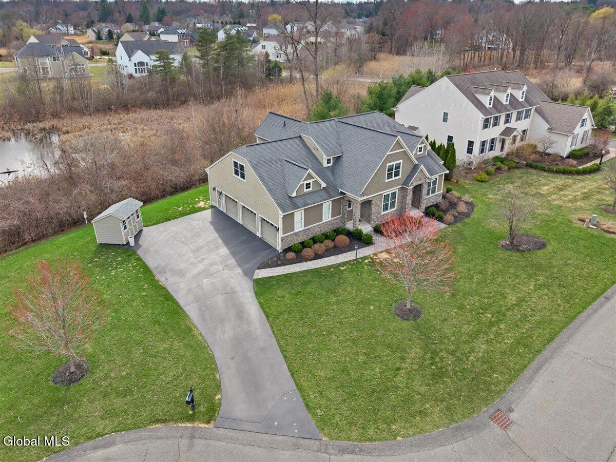 11 Sundance Lane Colonie NY 12211