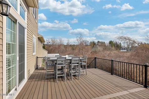 11 Sundance Lane Colonie NY 12211
