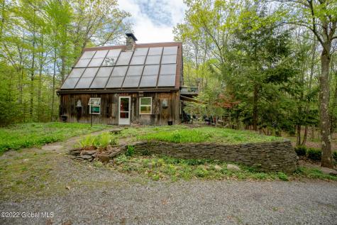8 Robin Ann Lane Westerlo NY 12193