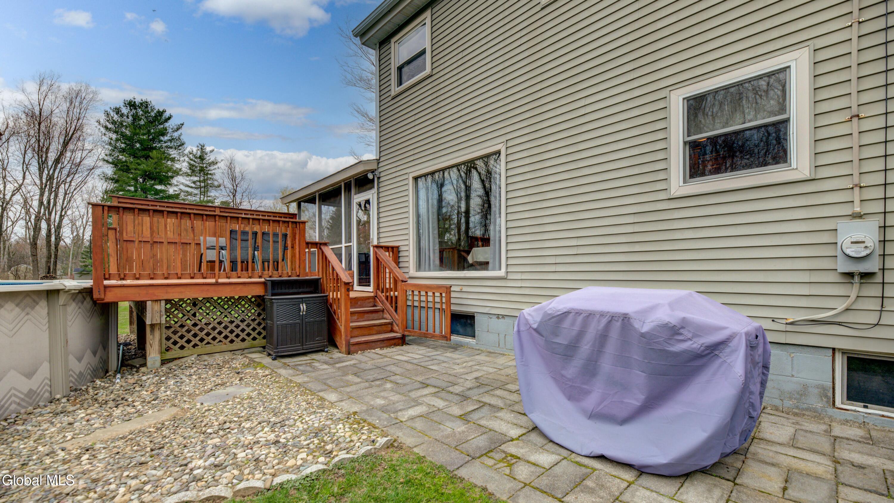 4328 Buckingham Drive Schenectady NY 12304