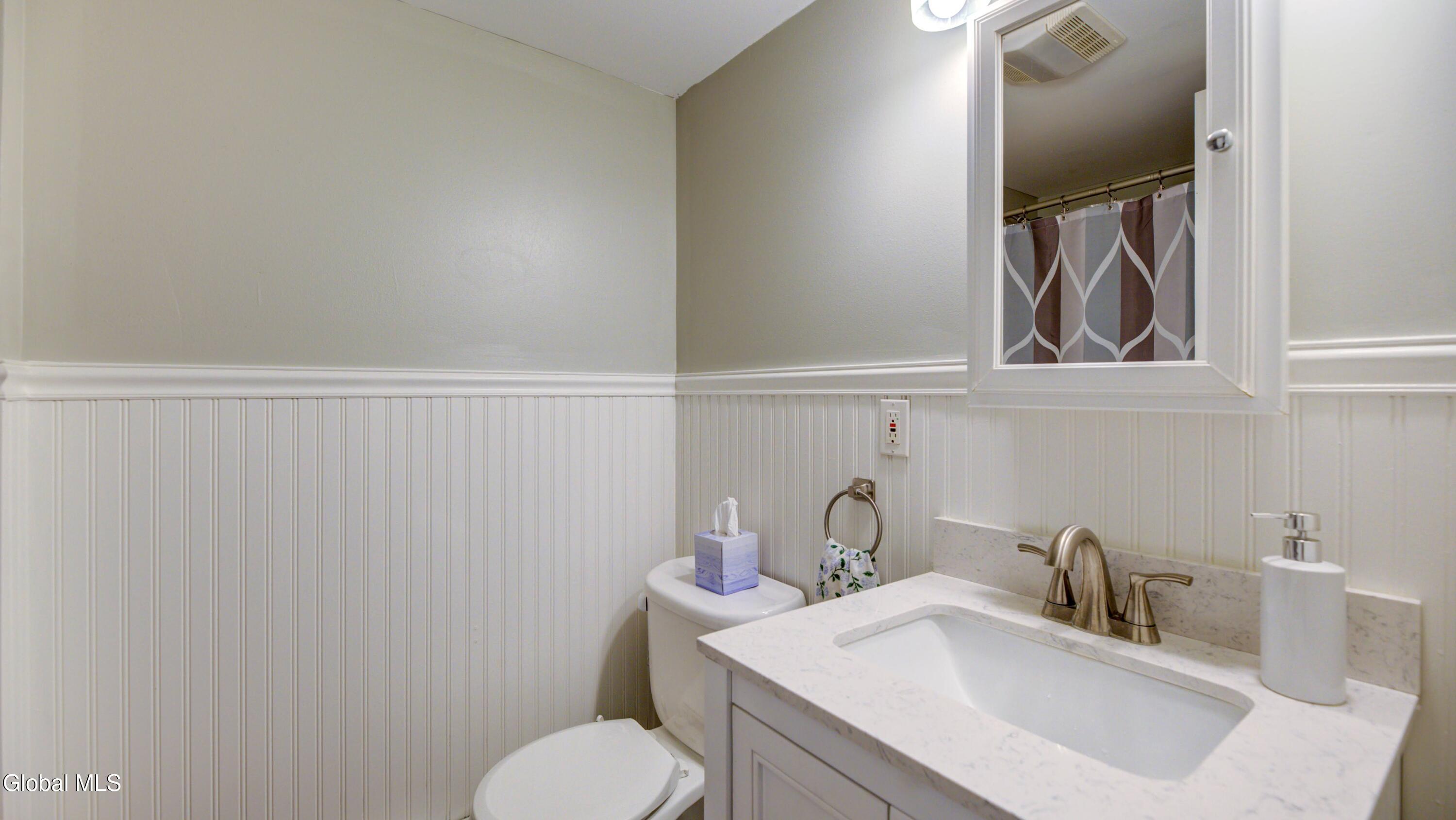 4328 Buckingham Drive Schenectady NY 12304