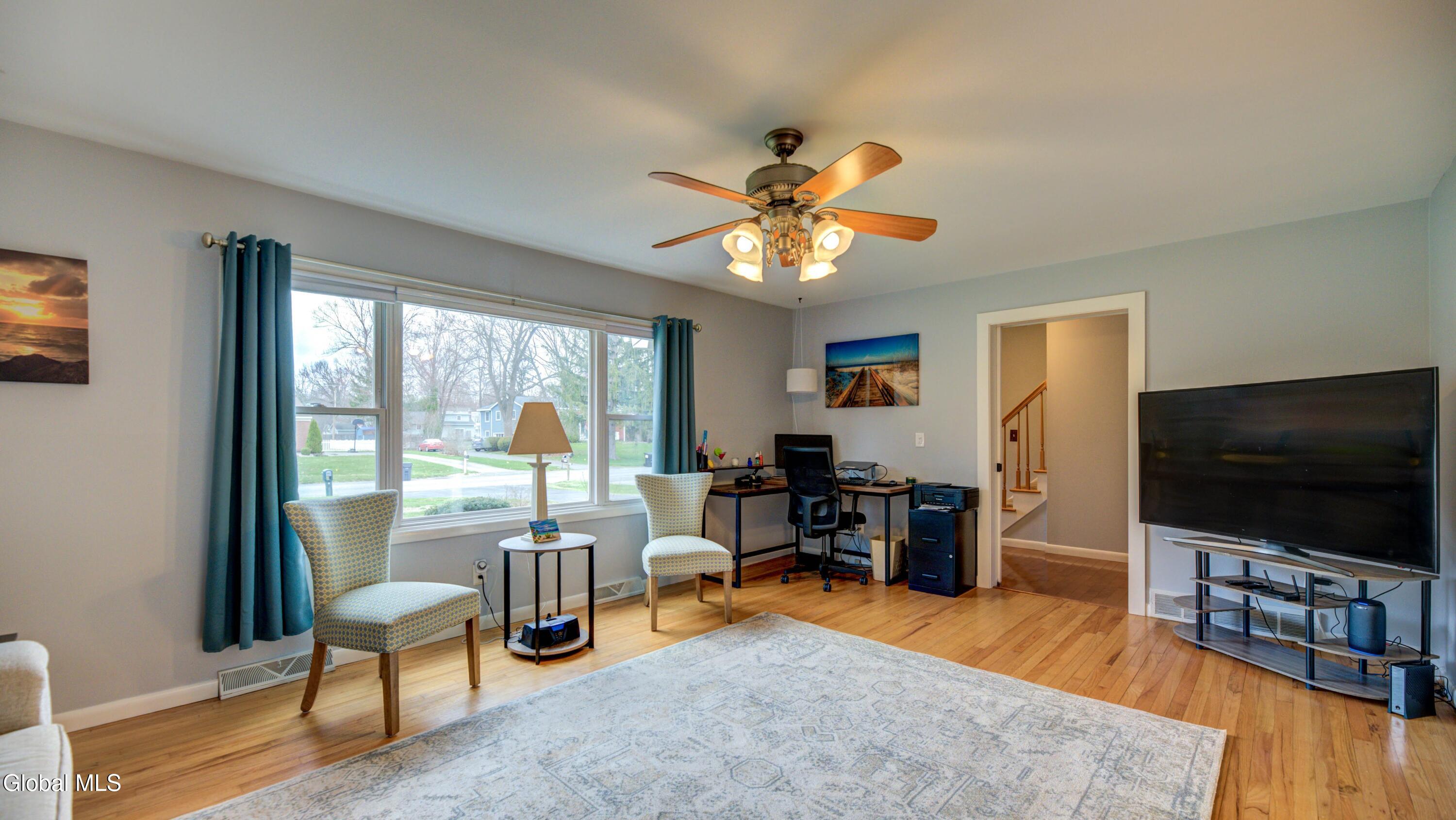 4328 Buckingham Drive Schenectady NY 12304