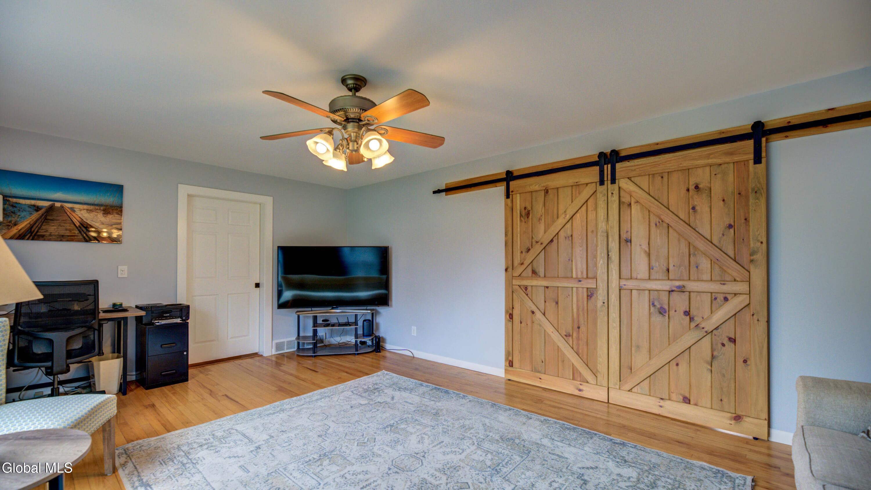 4328 Buckingham Drive Schenectady NY 12304