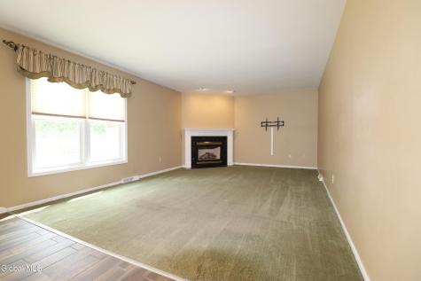 6967 Suzanne Court Guilderland NY 12303