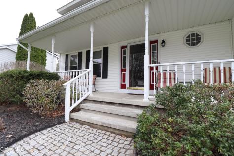 6967 Suzanne Court Guilderland NY 12303