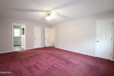 6967 Suzanne Court Guilderland NY 12303