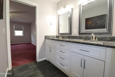 6967 Suzanne Court Guilderland NY 12303