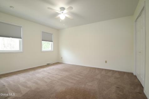 6967 Suzanne Court Guilderland NY 12303
