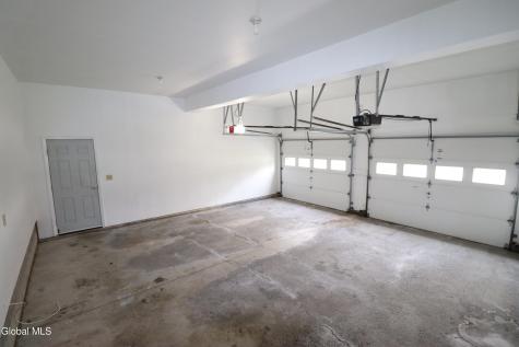 6967 Suzanne Court Guilderland NY 12303