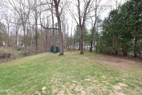 6967 Suzanne Court Guilderland NY 12303