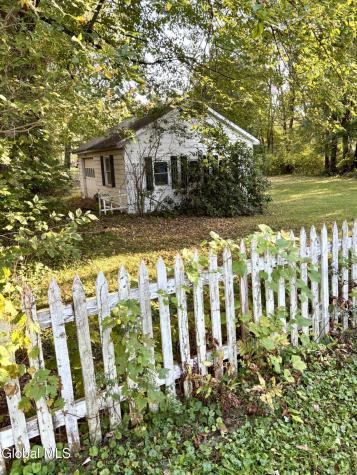 1154 County Route 25 Kinderhook NY 12106