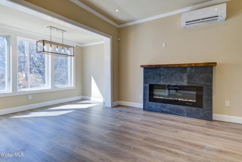 8 Sheldon Street Schenectady NY 12308
