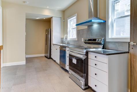 8 Sheldon Street Schenectady NY 12308