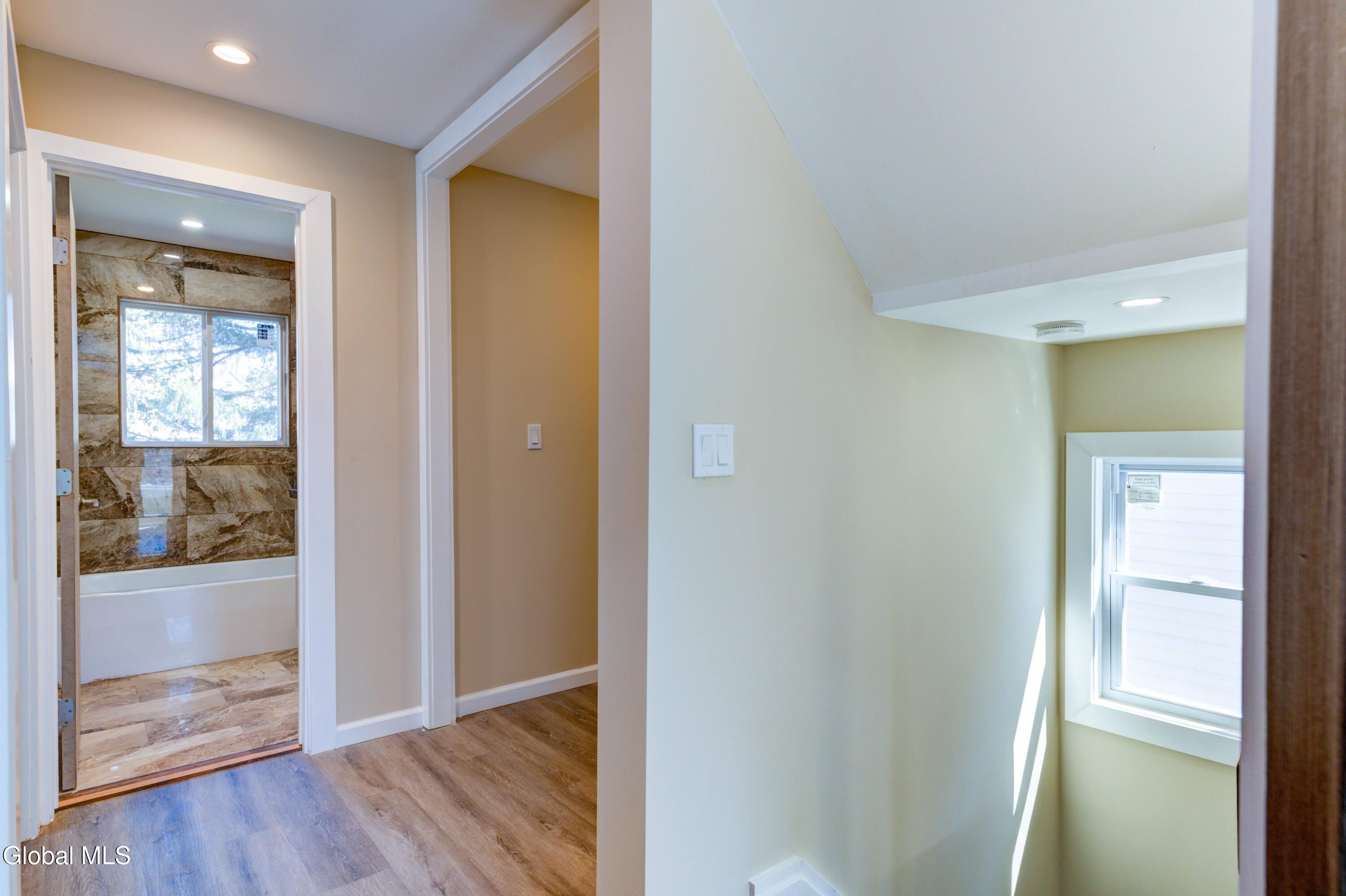 8 Sheldon Street Schenectady NY 12308