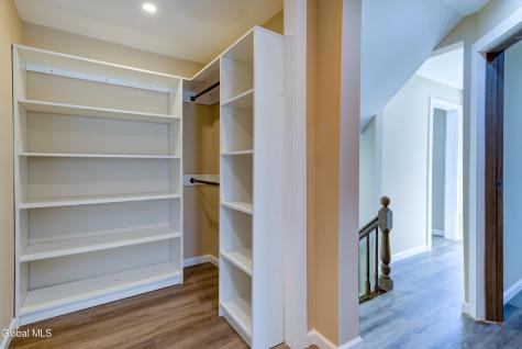 8 Sheldon Street Schenectady NY 12308
