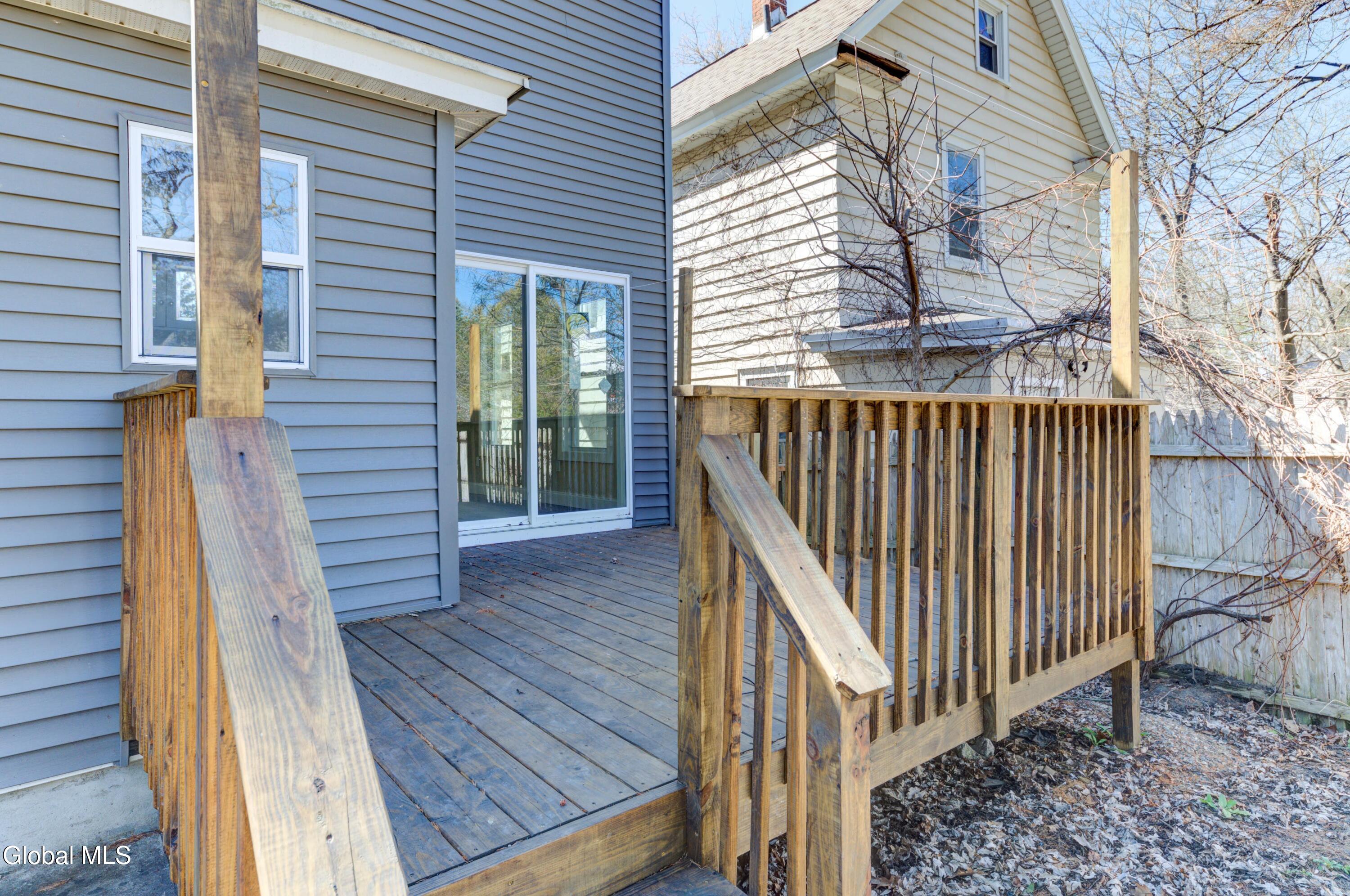 8 Sheldon Street Schenectady NY 12308