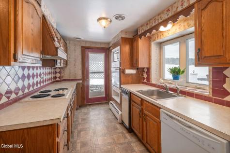 63 Diamond Hill Road Delmar NY 12054