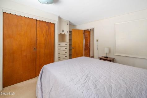 63 Diamond Hill Road Delmar NY 12054