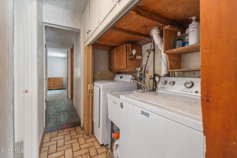 63 Diamond Hill Road Delmar NY 12054