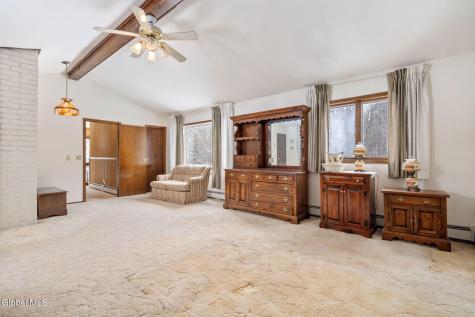 63 Diamond Hill Road Delmar NY 12054