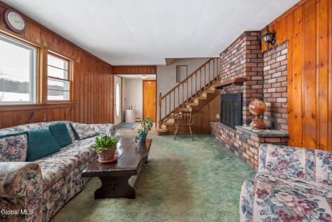 63 Diamond Hill Road Delmar NY 12054