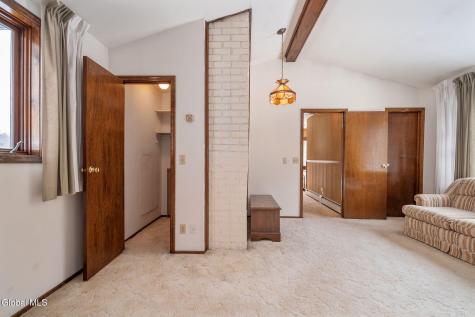 63 Diamond Hill Road Delmar NY 12054