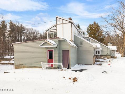 63 Diamond Hill Road Delmar NY 12054