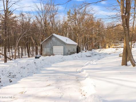 63 Diamond Hill Road Delmar NY 12054