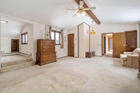 63 Diamond Hill Road Delmar NY 12054