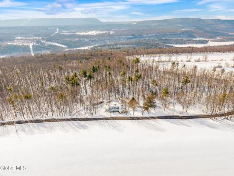 63 Diamond Hill Road Delmar NY 12054