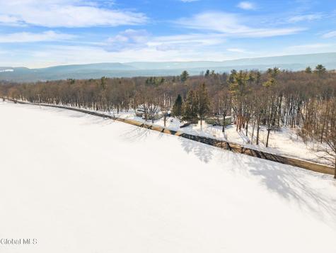 63 Diamond Hill Road Delmar NY 12054