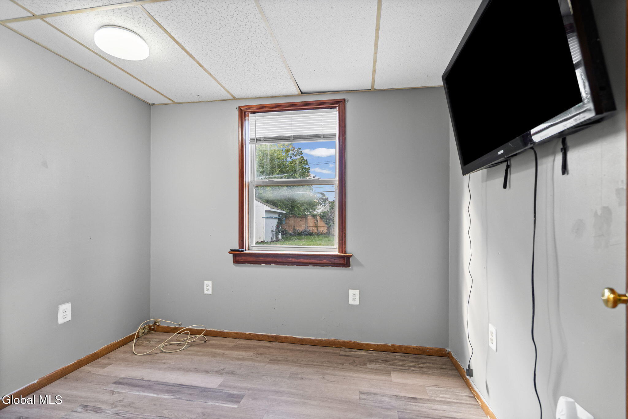 1037 Helen Street Schenectady NY 12303