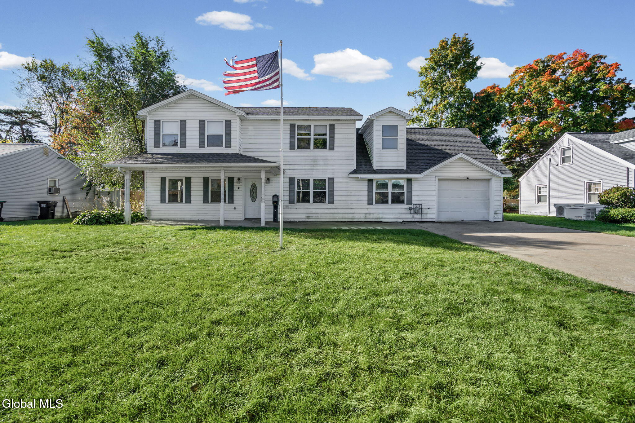 1037 Helen Street Schenectady NY 12303