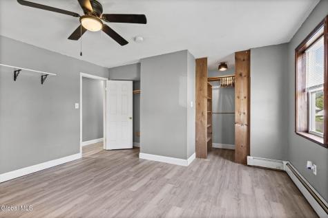 1037 Helen Street Schenectady NY 12303