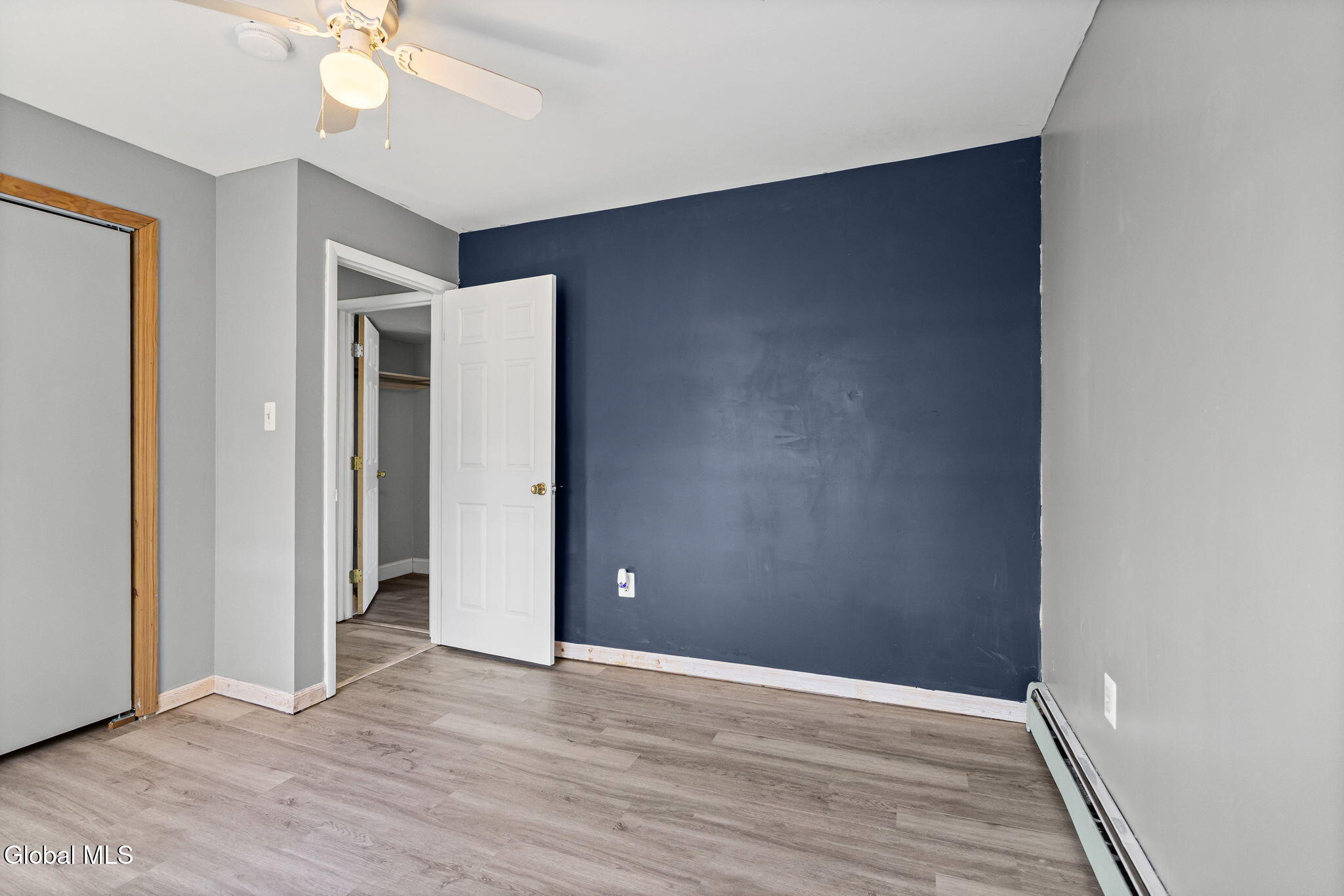 1037 Helen Street Schenectady NY 12303