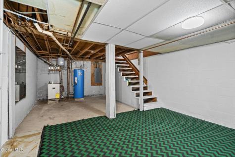 1037 Helen Street Schenectady NY 12303