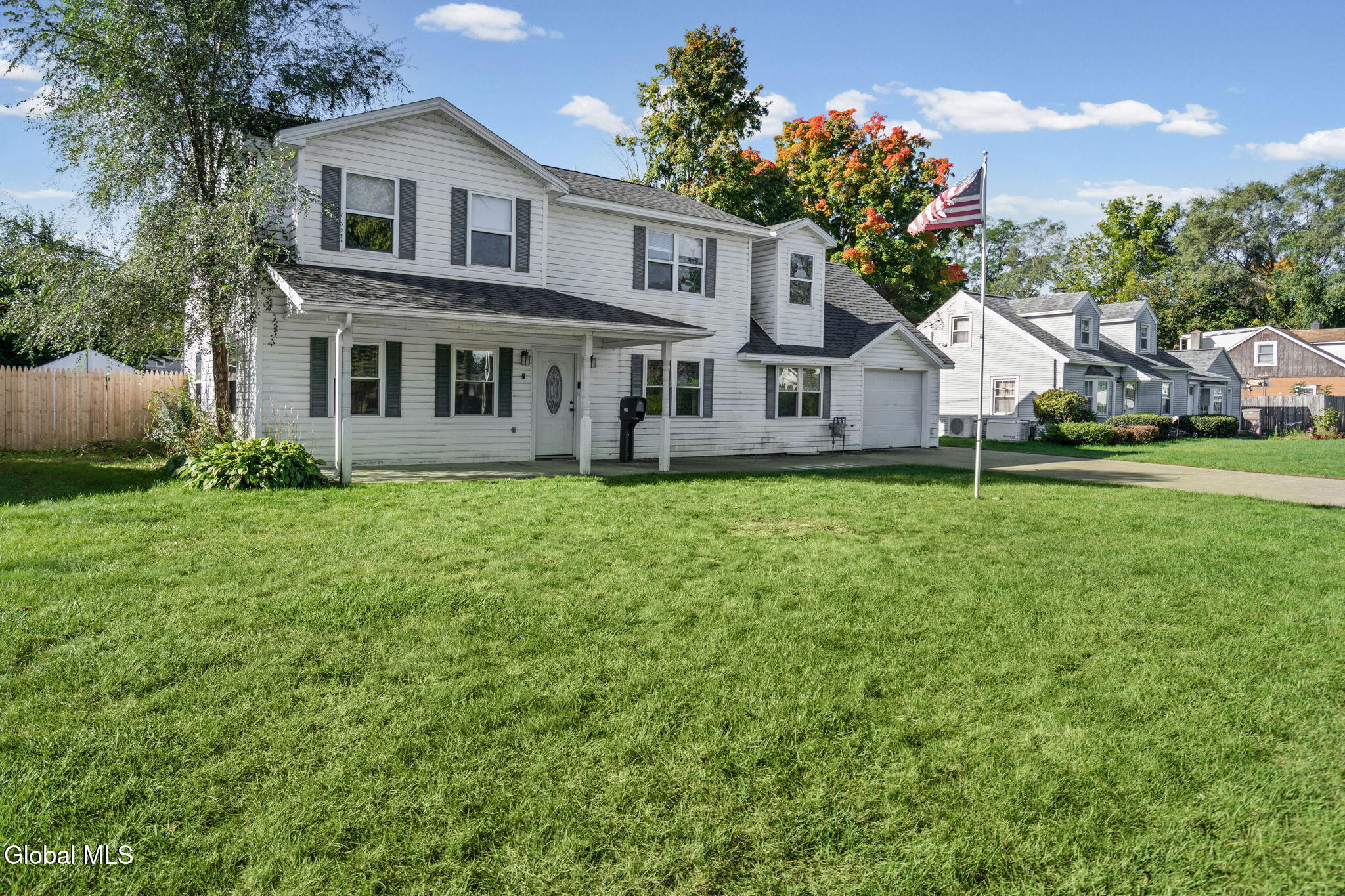 1037 Helen Street Schenectady NY 12303
