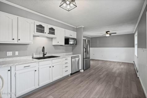 1037 Helen Street Schenectady NY 12303