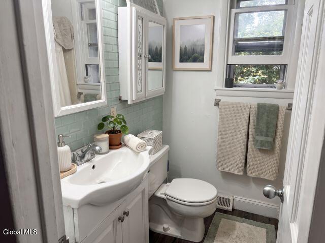 9287 Ny-66 Averill Park NY 12018