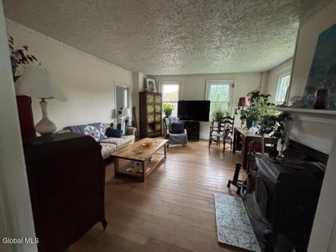 9287 Ny-66 Averill Park NY 12018