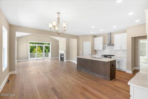 4 Clover Leaf Drive Halfmoon NY 12065