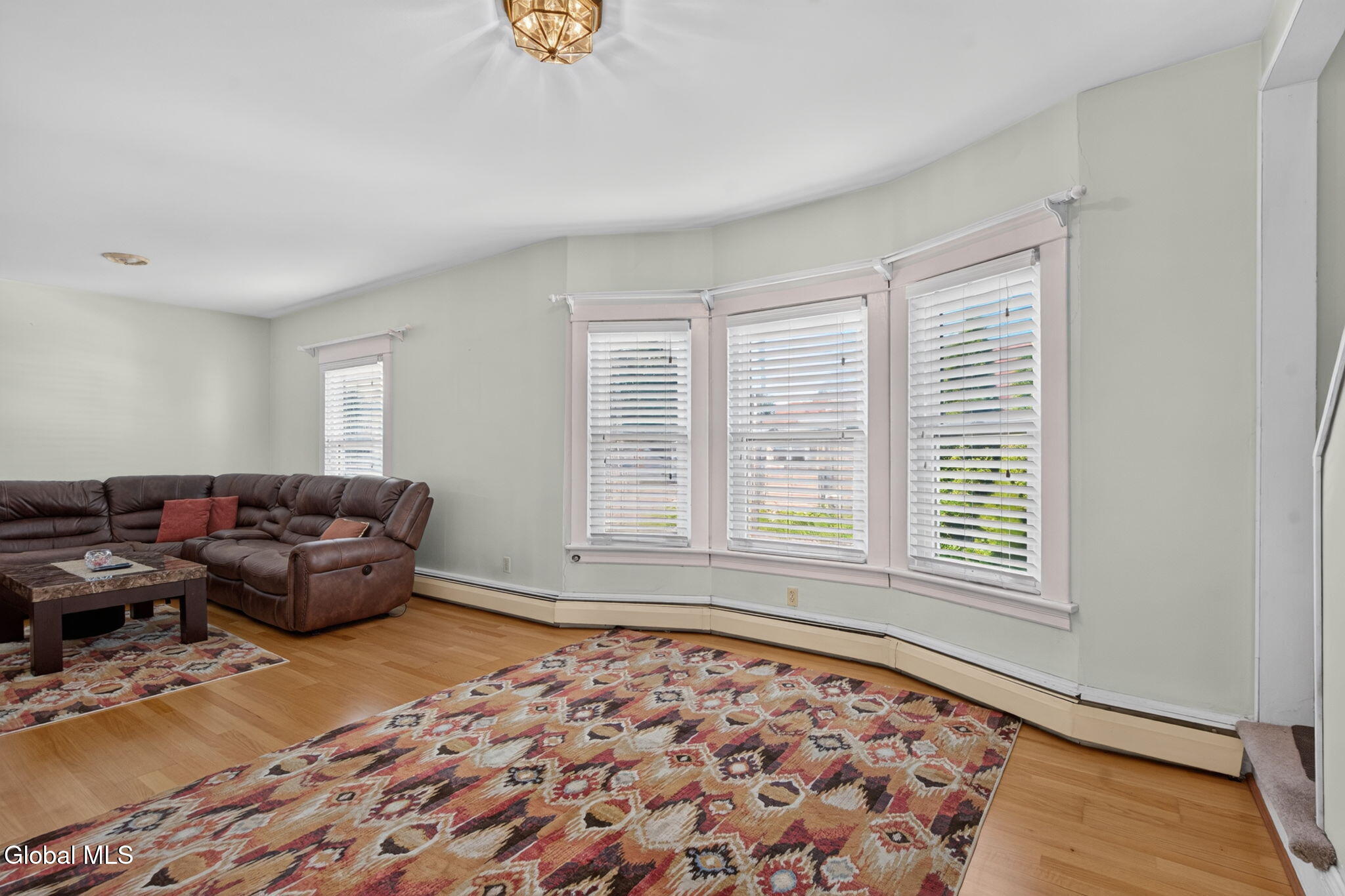 17 Osborne Road Colonie NY 12205