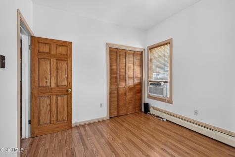 17 Osborne Road Colonie NY 12205