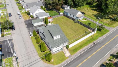 17 Osborne Road Colonie NY 12205