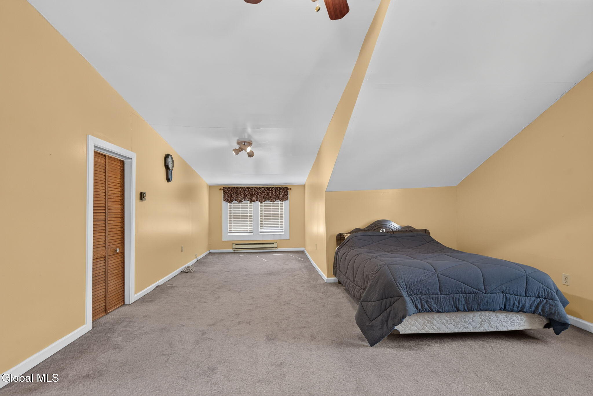 17 Osborne Road Colonie NY 12205