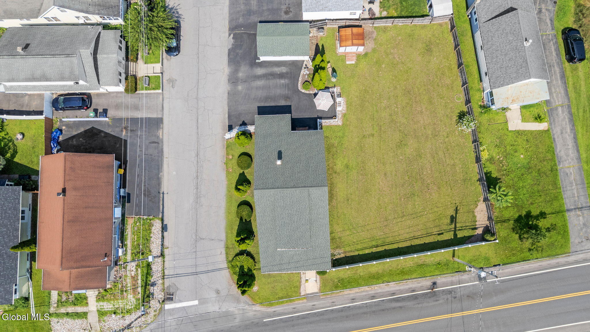 17 Osborne Road Colonie NY 12205