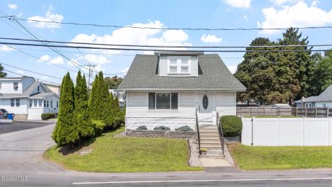 17 Osborne Road Colonie NY 12205