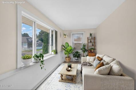 17 Osborne Road Colonie NY 12205