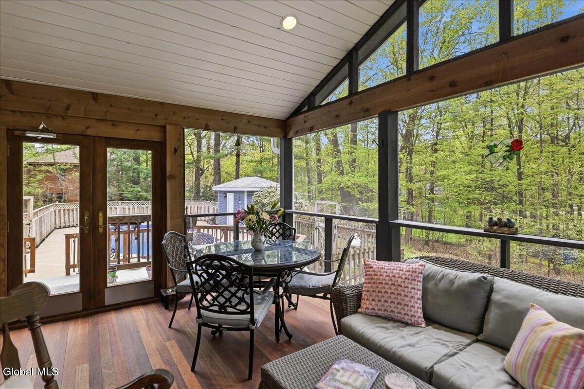 6 Maple Court Gansevoort NY 12831