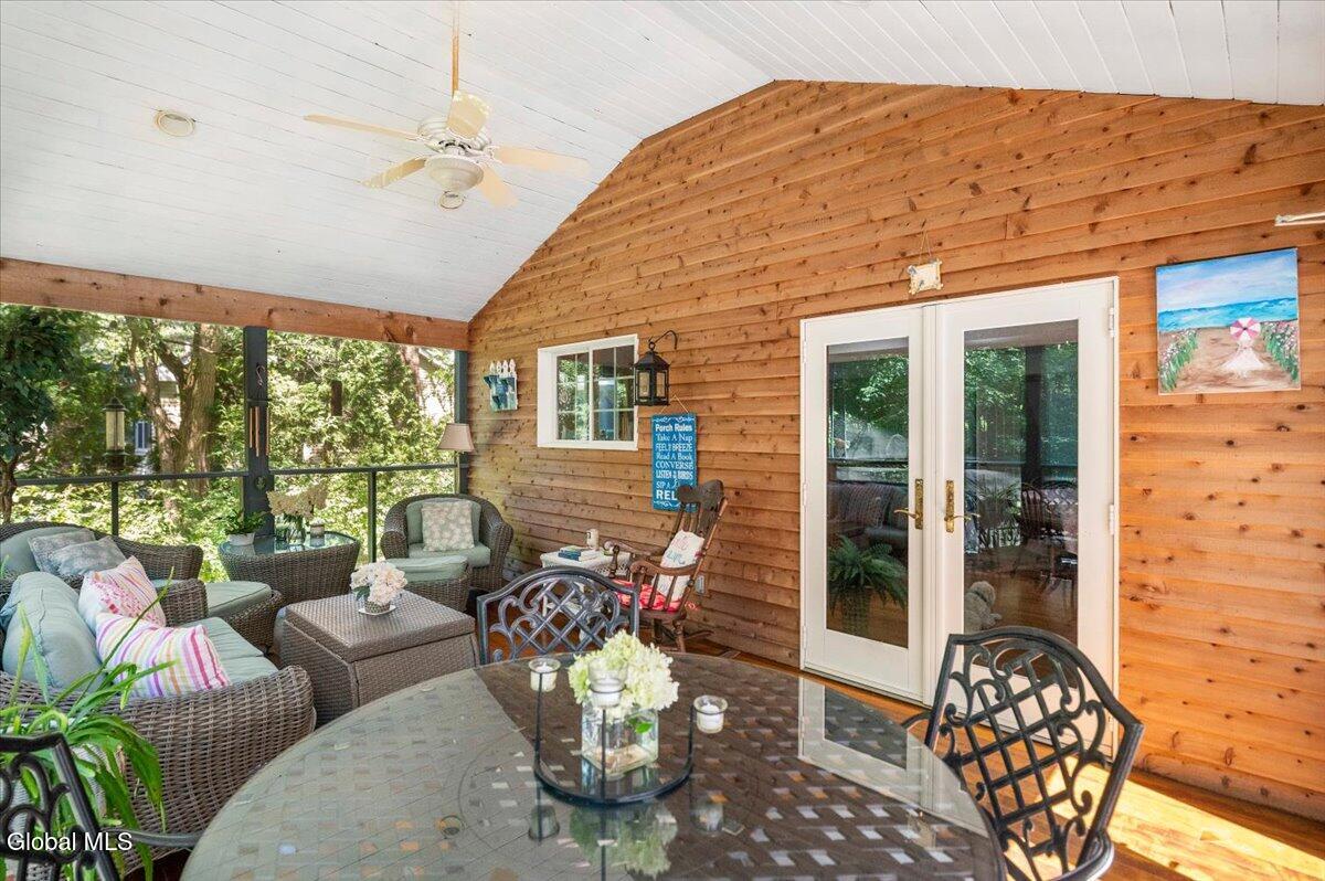 6 Maple Court Gansevoort NY 12831